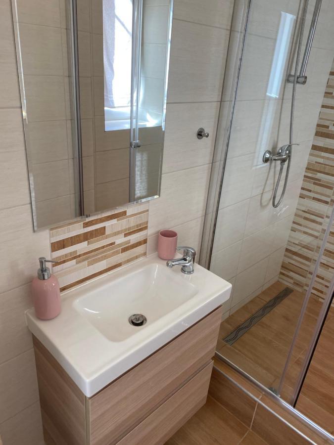 אוסטרבה Satys Apartments מראה חיצוני תמונה